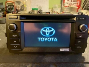 Repair Service Toyota  Auris Radio Touchscreen Cracked Screen replacement. - Picture 1 of 5