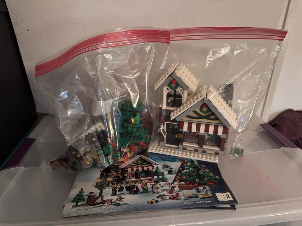 LEGO 10199 WINTER VILLAGE TOY SHOP Set Navidad RETIRADO 99% completo! Foto 1 de 1