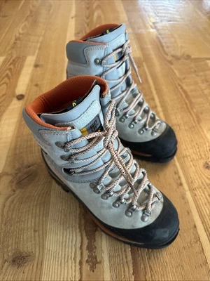 Scarpa Summit Women’s Mountaineering Boots - Image 1 of 4