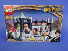 Lego Harry Potter: Sorcerer's Stone: Snape's Class Set 4705 Complete Set