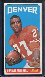 1965 Topps Football #60 Charlie Mitchell (casi nuevo+) casi como nuevo Plus - Imagen 1 de 2