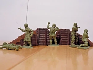 5 Original Matchbox WW11 American Infantry 1/32nd (Jan. Listing) - Picture 1 of 13