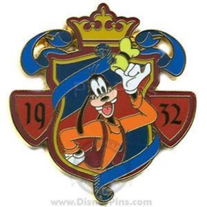Disney Pin 61249 WDW Character Crest Goofy 1932 Animation Crown Blue Banner LE - Picture 1 of 1