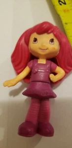 Polly Pocket Puppe, lila Haare, lila Kleid und Schuhe - Bild 1 von 3