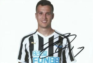 NEWCASTLE: JAVI MANQUILLO SIGNED 6x4 PORTRAIT PHOTO+COA - Picture 1 of 1