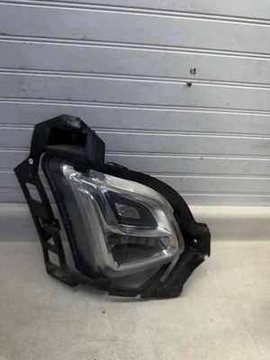 OEM  2018-2021 Chevrolet Equinox Right Front Fog Light  Turn Signal Marker Lamp — 第 1/4 张图片