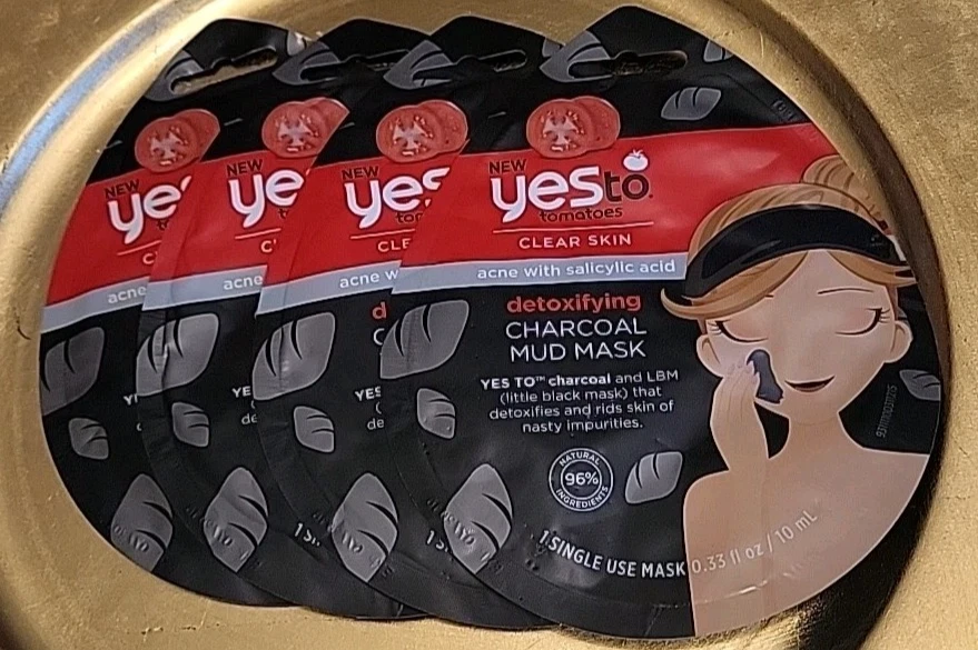 4X Yes To Tomates Piel Transparente ~ Mascarilla Desintoxicante de Lodo de Carbón ~ 0.33 fl oz Foto 1 de 1
