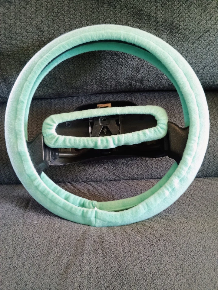 JUEGO DE VOLANTE Y ESPEJO RETROVISOR POLAR VERDE AZULADO CLARO Foto 1 de 1