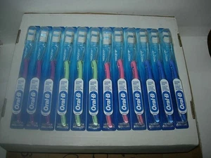 12er Pack Oral-B Indicator 35sft Soft Erwachsene Handzahnbürsten Mehrfarbig - Bild 1 von 1
