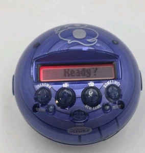 Juego Electrónico Radica R8559 20q 20 Preguntas~ Azul - Imagen 1 de 6