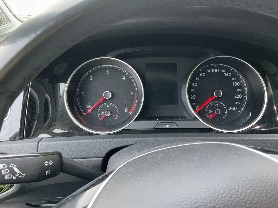 Tacho VW Golf VII Variant (BA5, BV5) 2.0 TDI 4motion 110kW 150PS  Kombiinstrume - Bild 1 von 1