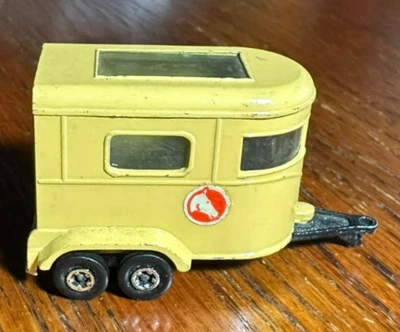 Matchbox Superfast Pony Trailer Beige Tan Lesney Hitch 'n Haul - Image 1 of 4