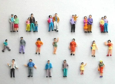 Figuren Reisende Passanten Kinder Paare 1:87 H0 Set 100 Stück F4 - Bild 1 von 2
