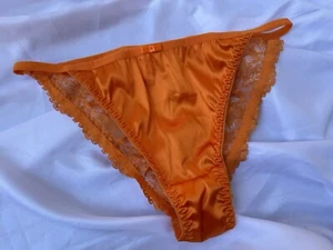 Bragas de bikini de satén naranja brillante otoño delicado encaje trasero talla mediana - Imagen 1 de 23