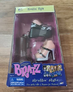 Vintage 2002 MGA BRATZ strutting style unopened unused 3 pairs - Picture 1 of 6