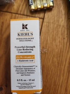 Concentrado reductor Kiehl’s Powerful Strength Line 12,5 % vitamina C, 15 ml - Imagen 1 de 4