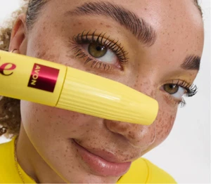 SALE Avon Wonder Curl Volume Curl & Lift Mascara - Blackest Black, New - Picture 1 of 9
