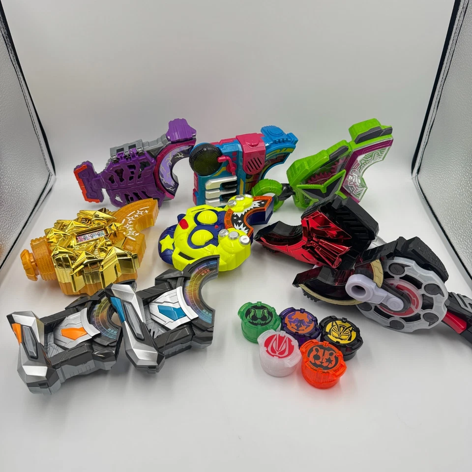 Ремень драйвера Bandai Kamen Rider Geats DX с пряжкой и сердечником - Изображение 1 из 3