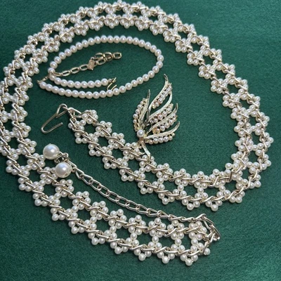 Vintage Faux Pearl Set Belt 1928 Necklace & Rhinestone Brooch Gold Tone Weddings - Image 1 of 4