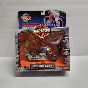 Metal Maxx 1:20 Scale Custom Shop Harley Davidson FLSTF Fat Boy - Blue to Red - Picture 1 of 10