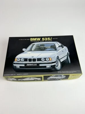 Fujimi 1/24 BMW 535i Complete Model Kit #03205-800 - Image 1 of 4