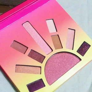 Beauty by POPSUGAR Eyeshadow Palette in Twilight NIB Cruelty Free & VEGAN - Picture 1 of 3