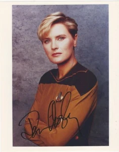 Denise Crosby - Star Trek TNG signed photo - Picture 1 of 1