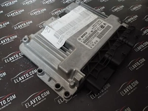 Genuine Peugeot 308 ECU 9678818280 Bosch 0281018228 EDC17C10 - Picture 1 of 4