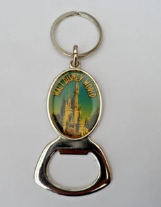 Walt Disney World Bottle Opener Keychain Keyring (Vintage Castle Picture USA) - Foto 1 di 24