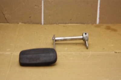1994 HARLEY FLH ULTRA CLASSIC TOUR GLIDE RIGHT REAR BRAKE PEDAL LEVER - Image 1 of 4
