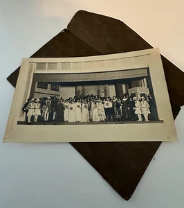 Black & White Photo Of Cast For Stage Play “Robin Hood” Signed Wilhite Wow!! - Picture 1 of 6