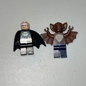 LEGO DC Batman vs Man Bat Minifigure Lot from 2017 Not Complete - Picture 1 of 6
