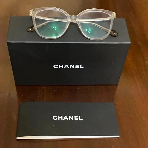 Gafas Chanel 3383 marco transparente con piezas de brazo plateado Foto 1 de 4