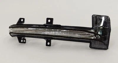 2019-2021年讴歌 MDX 右前通行证。 侧转向灯 (34300-TZ5-A01) — 第 1/4 张图片