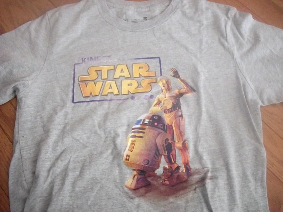 Camiseta Star Wars Kinect Promo Película R2-D2 y C3P0 Pequeña Rara Difícil de Encontrar Promocional Foto 1 de 3