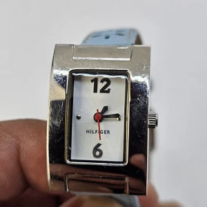 Tommy Hilfiger Women's Watch 20MM Gray Dial Blue Leather Bands New Battery - Picture 1 of 12