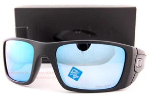 Brand New Oakley Sunglasses Fuel Cell 0O9096-D8 Matte Black/Deep Water Polarized - Picture 1 of 4