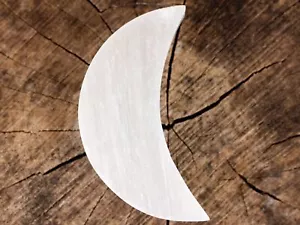 Placa de Carga SELENITE, Fase Lunar Media Luna Blanca, Bandeja de Carga de Cristal, E2108 - Imagen 1 de 10