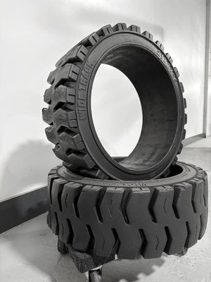 Neumáticos 2PK 21x7x15 carretilla elevadora súper sólidos neumático de tracción a presión pista ancha USADOS Foto 1 de 4