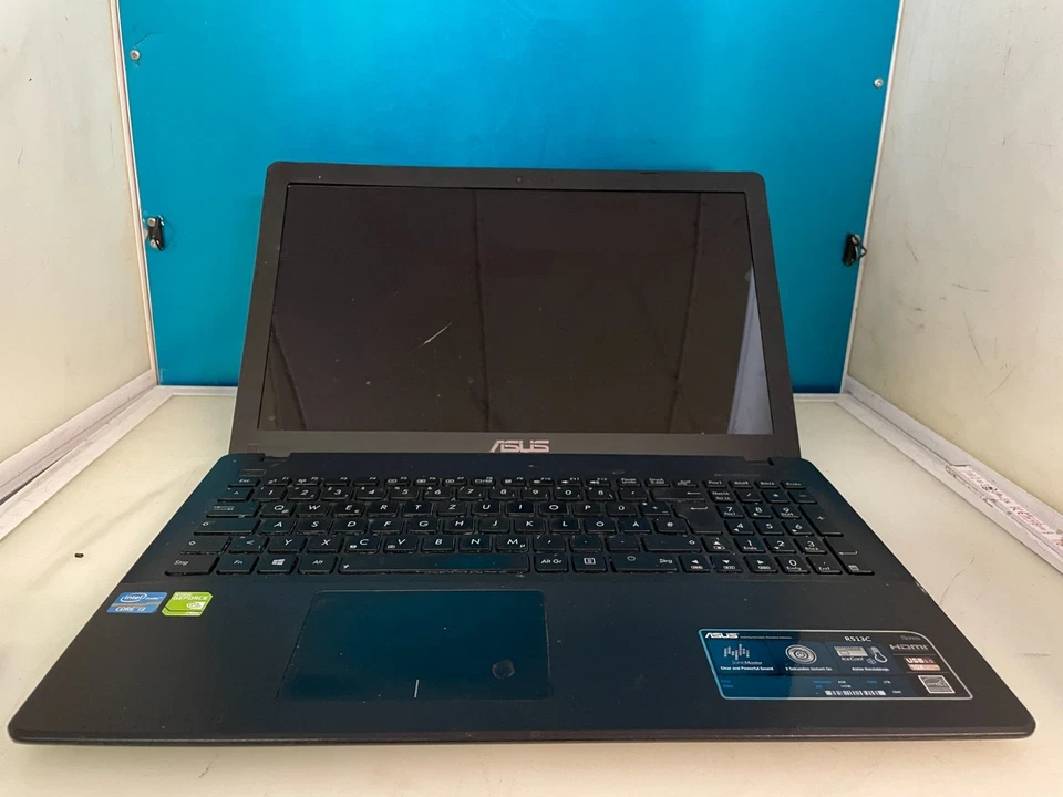 Asus R513C 15,6" Notebook Laptop Intel Core i3  als Ersatzteilspender (R10 1121) - Bild 1 von 4