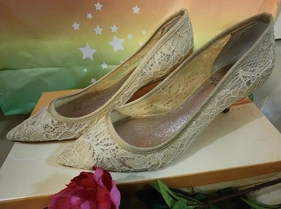 New Adrianna Papell Womens size 5 Ivory Lace Kitten Heel Evening Pumps - Image 1 of 4
