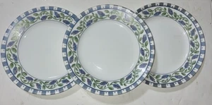 Vintage Corelle FRANZÖSISCHER FLIEDER Salatteller - sehr leichte Nutzung.  Helles 3er Set - Bild 1 von 4