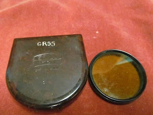 VINTAGE ZEISS IKON 51 mm GR55 FILTER IN BAKELITE CASE 327/55 - Picture 1 of 2