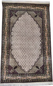 Authentic Vintage 2'9" x 4'5" Hand Knotted Area Rug 100% Wool Beige 83x135 cm - Picture 1 of 24