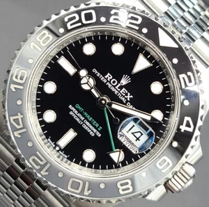 Rolex Mens 40mm GMT Master Bruce Wayne W/ Jubilee 126710GRNR Complete - Picture 1 of 14