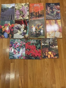 LOT OF (11) Vintage Ideals Magazines Christmas, Valentines, Easter etc. - Foto 1 di 12
