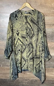 Sahara Tunika Bluse geometrisches Muster asymmetrisch fließend - Large - Bild 1 von 10