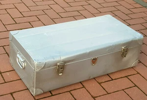 malle 80 cm ancienne en aluminium Verlin Made in Belgium vintage trunk cantine  - Photo 1/8