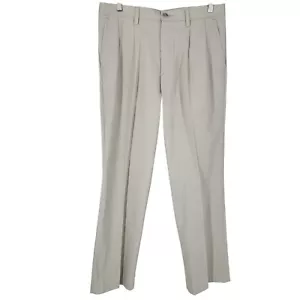 NWT Dockers D3 Easy Khaki Pleated Classic Fit Pants 34x32 No Wrinkle - Picture 1 of 4