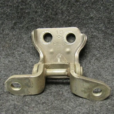 2002-2004 Nissan Frontier 4dr Crew Cab LH Rear Upper Door Hinge EX1 Gold 55388 - Image 1 of 3